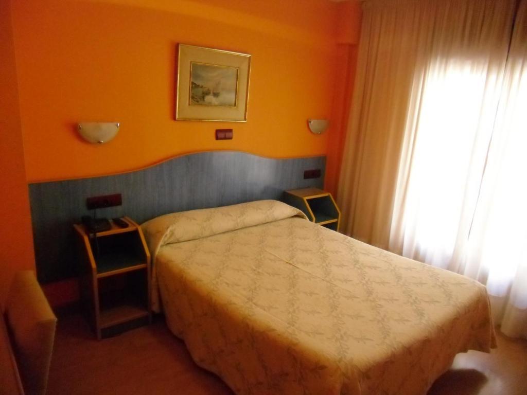 Hostal Don Suero レオン 部屋 写真